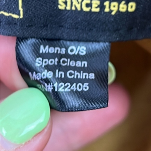 Men's Hang Ten Mustard Bucket Hat - Picture 5 of 7